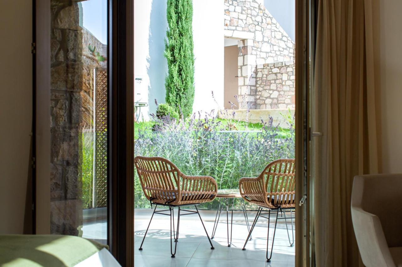 White Donkey Boutique Hotel (Adults Only) Chrani Exterior photo